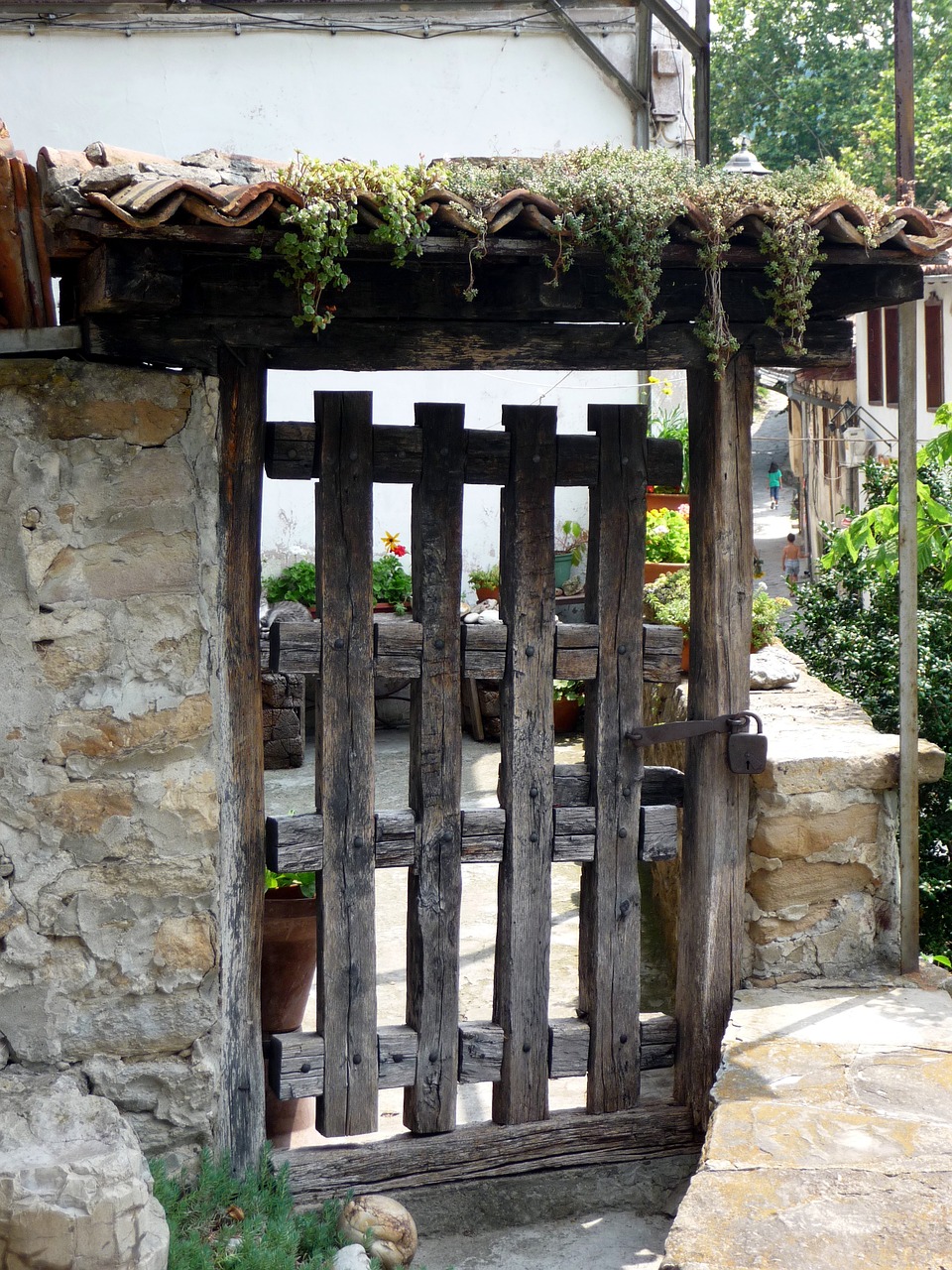 door wood wooden door free photo