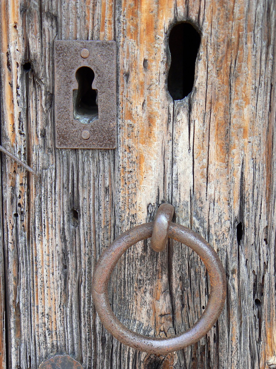 door bolt wood free photo