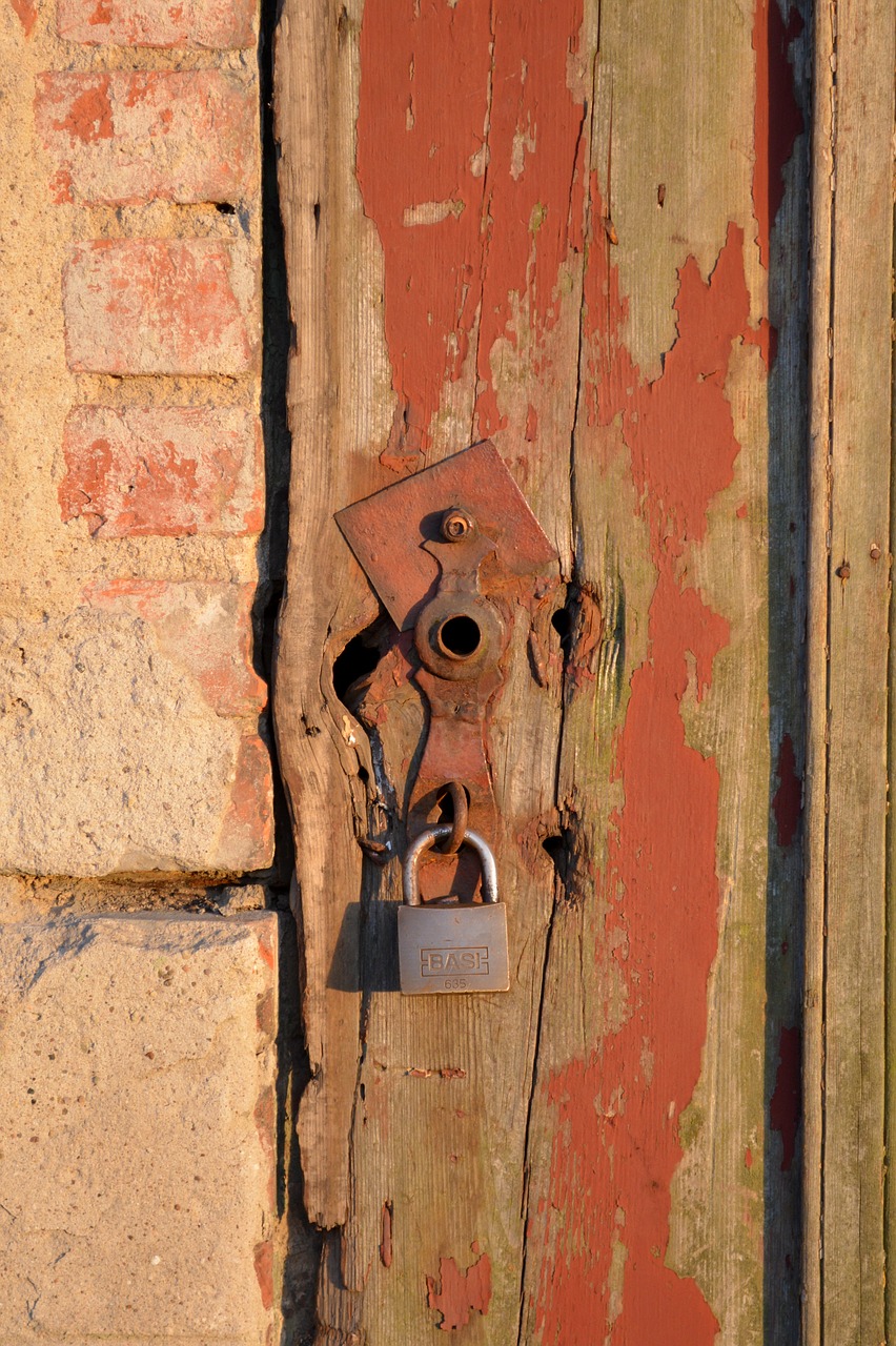 door lock castle fitting free photo