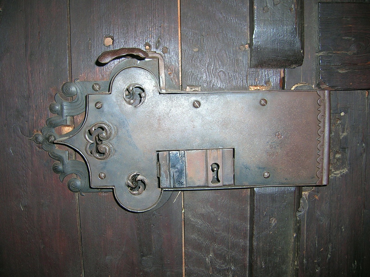 door lock antique metal castle free photo