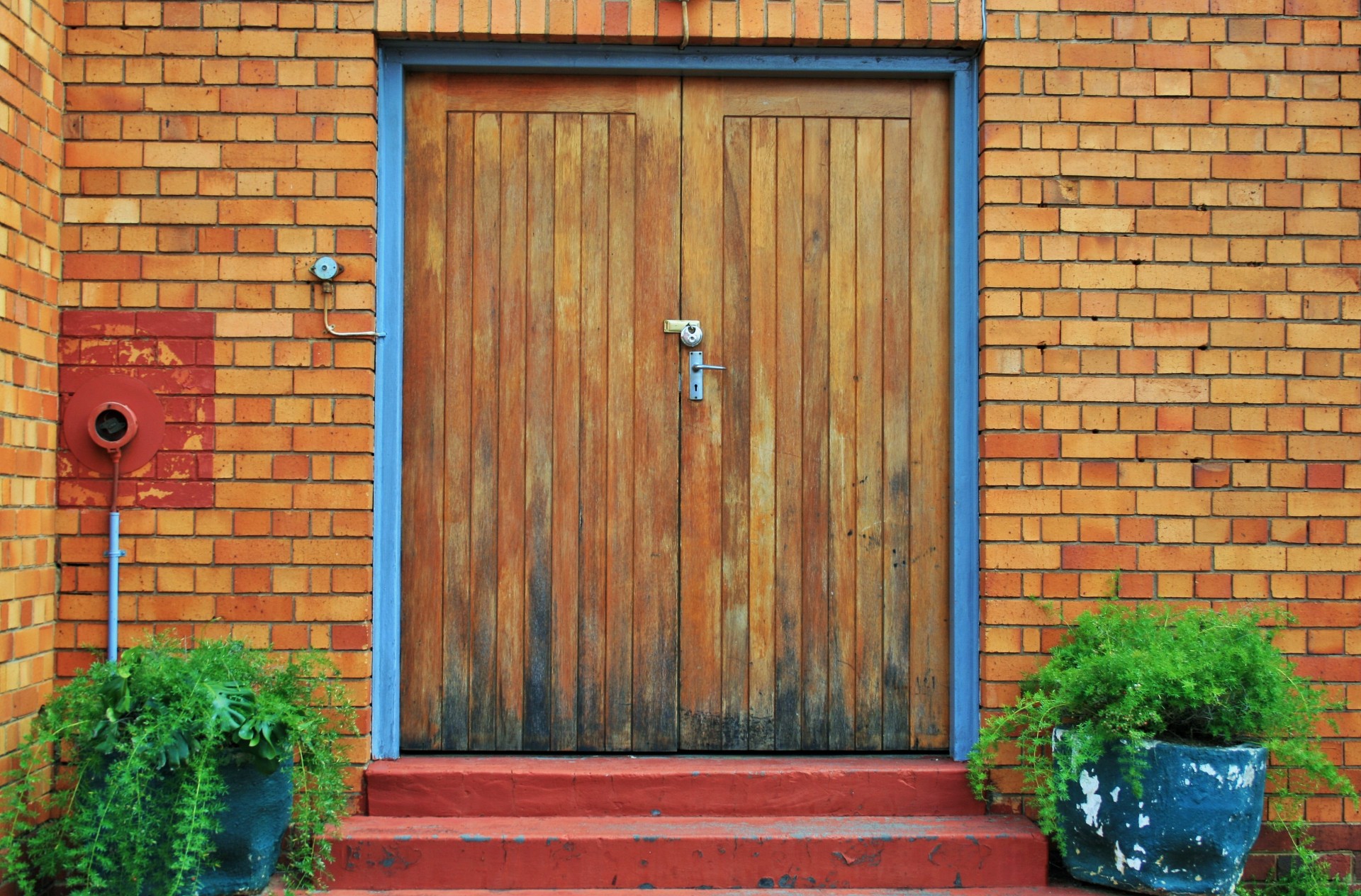 door wood brown free photo