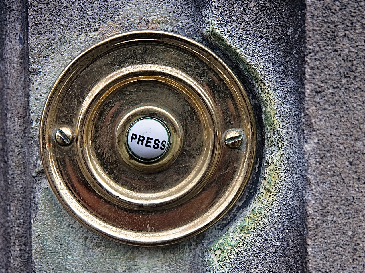 doorbell press door free photo