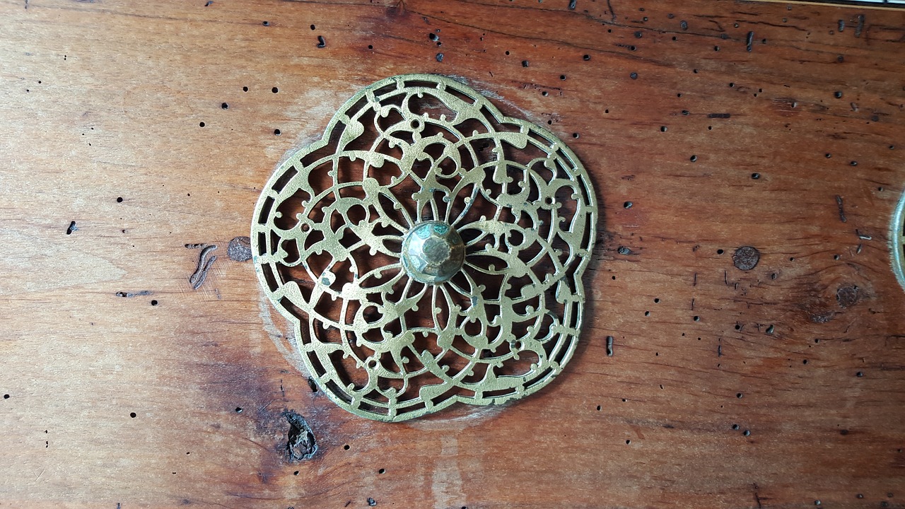 doorknob lattice metalwork free photo