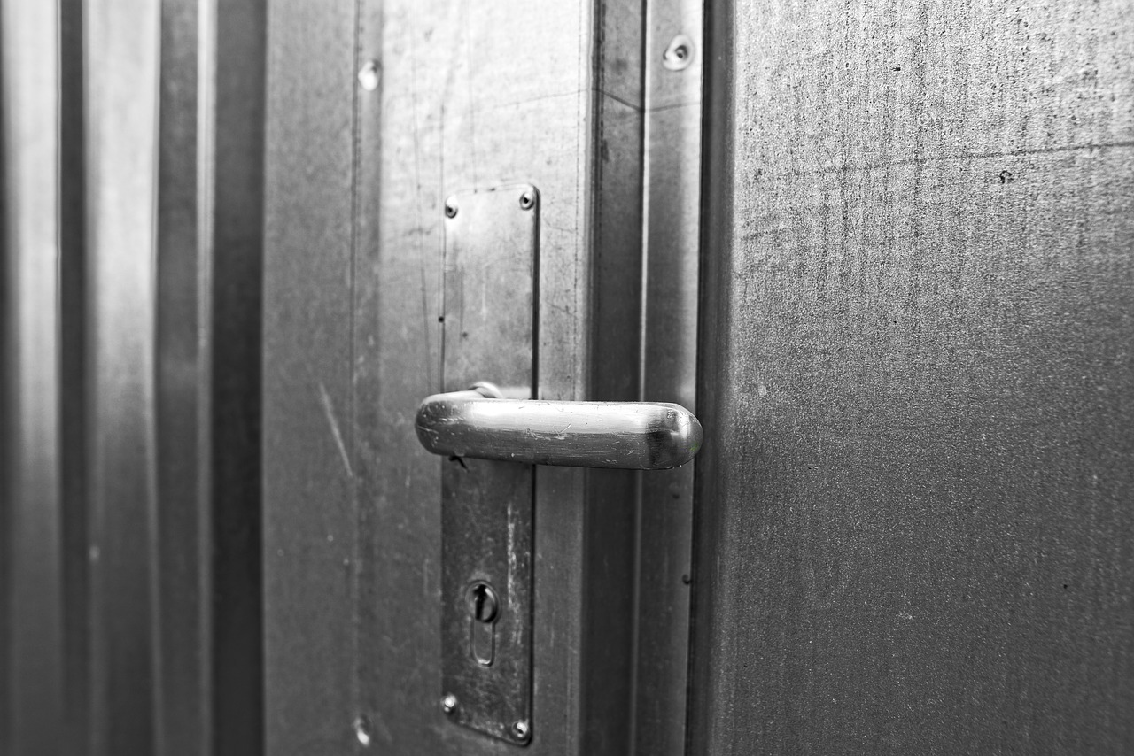 doorknob  door handle  lock free photo