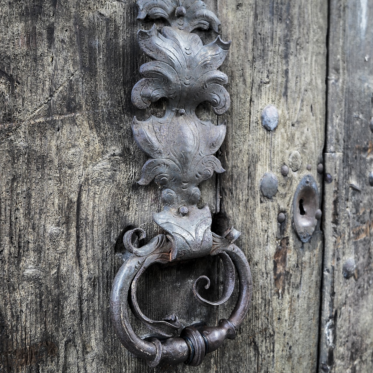 doorknocker door handle handle free photo