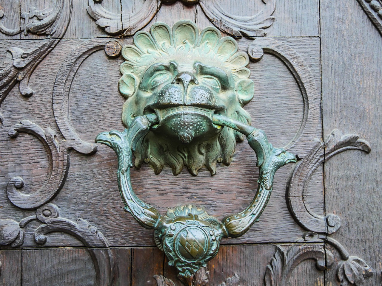 doorknocker  old  door free photo