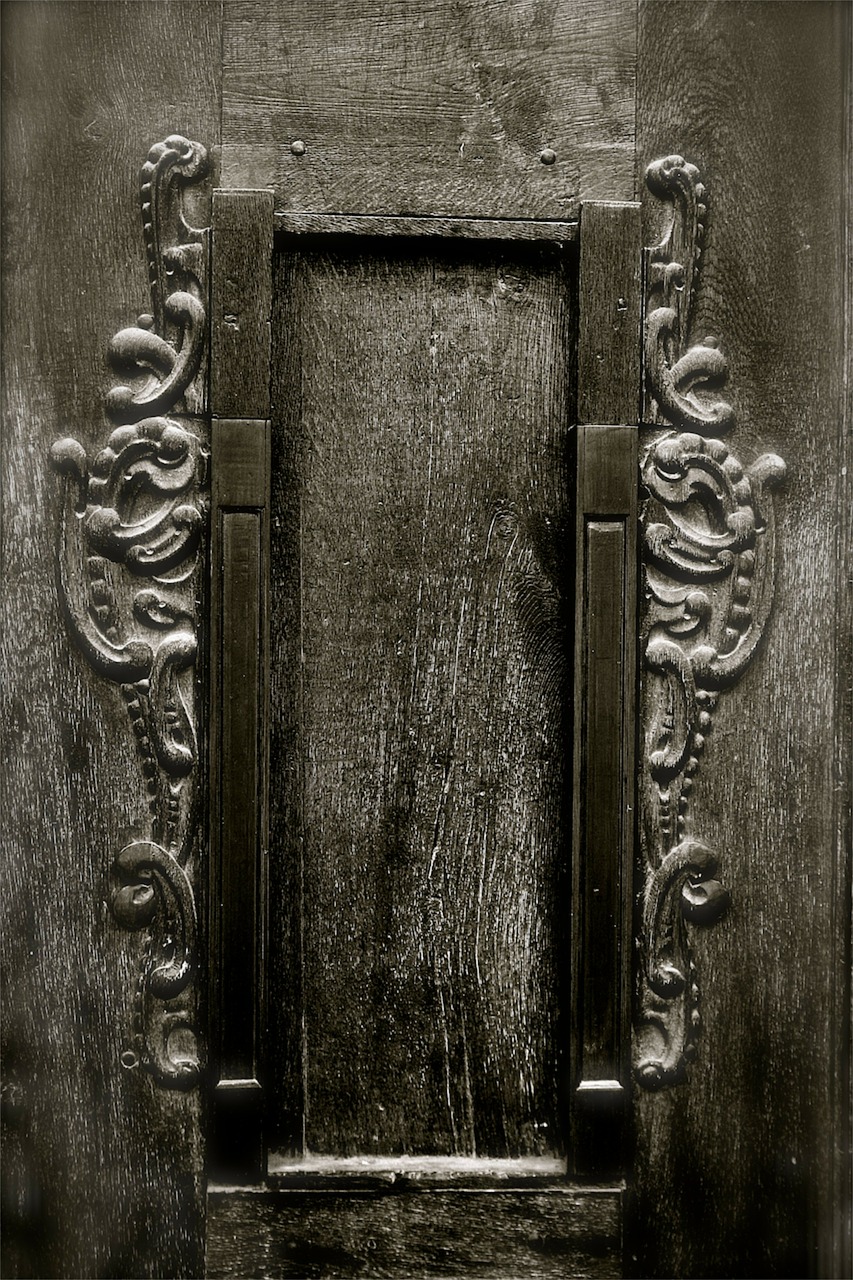 doors black and white grey free photo