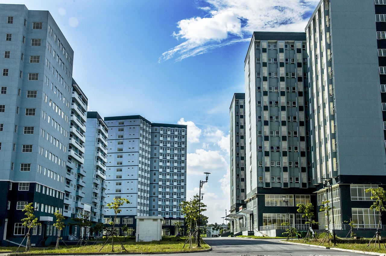 dormitory building sky free photo