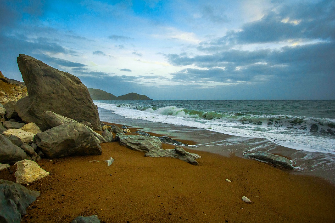 dorset worbarrow bay waves free photo