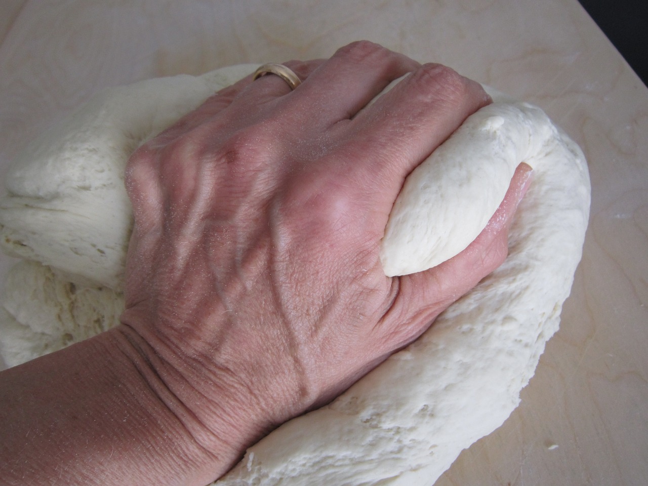 dough hand knead free photo
