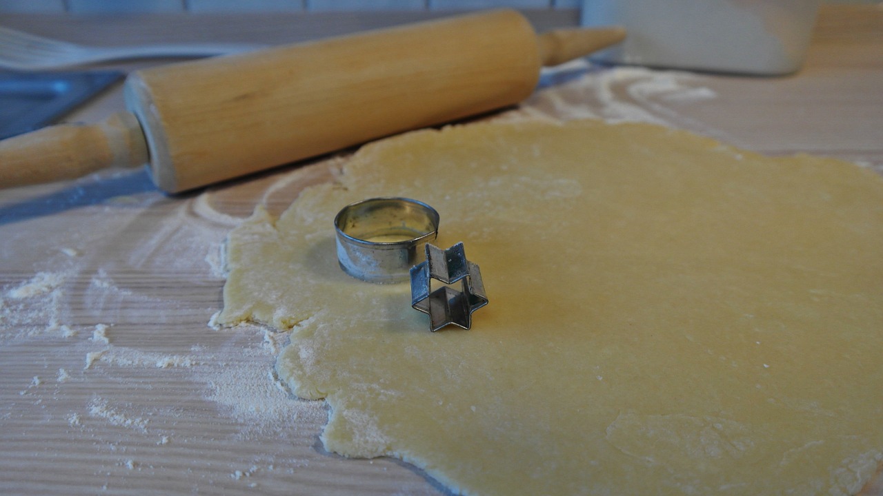 dough bake cookie cutter free photo