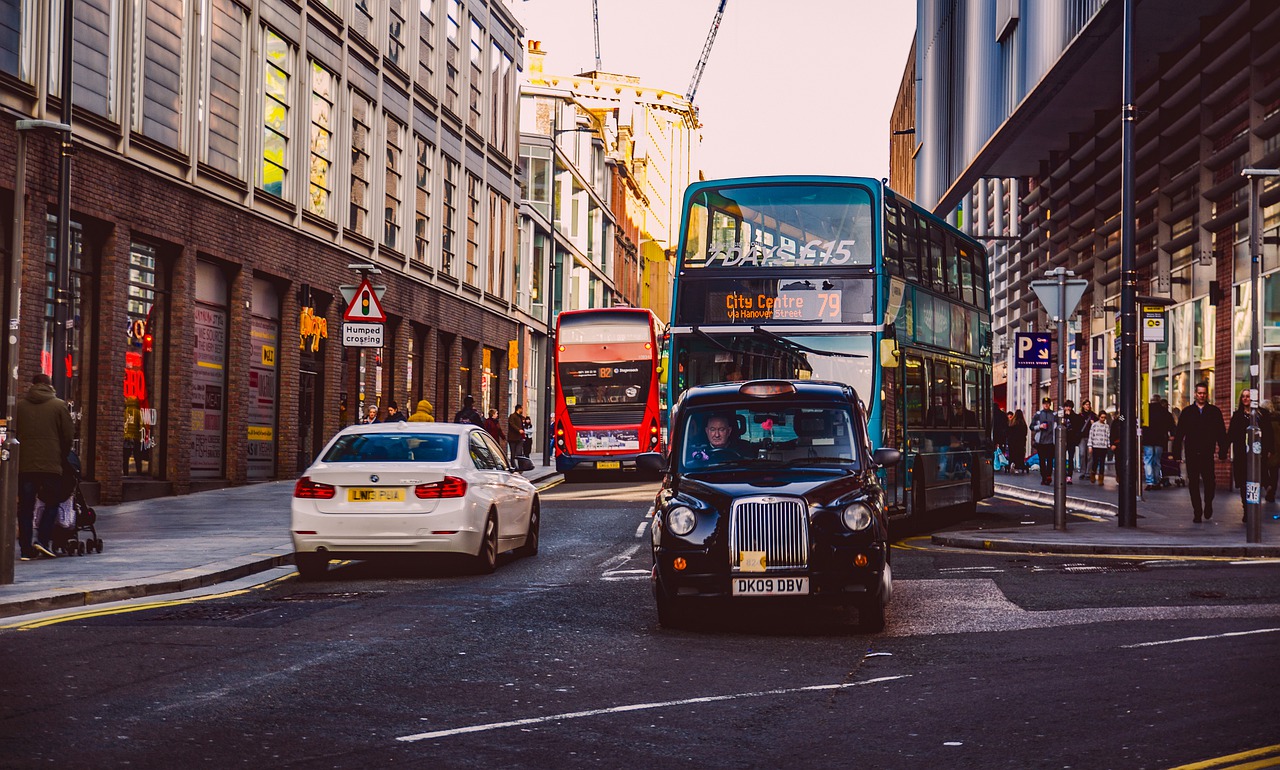 down town liverpool  city centre liverpool  traffic free photo