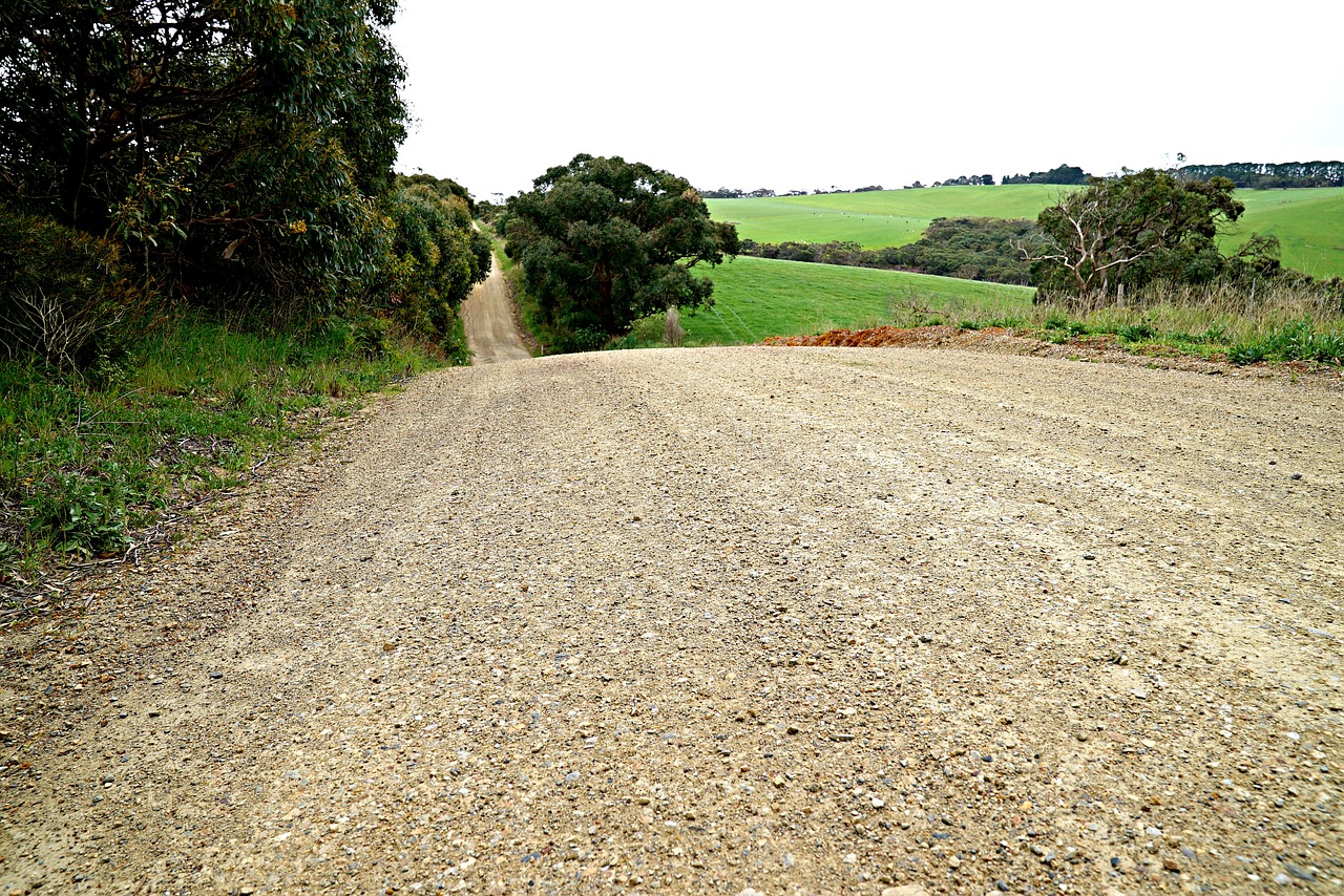 downhill country road no traffic free photo