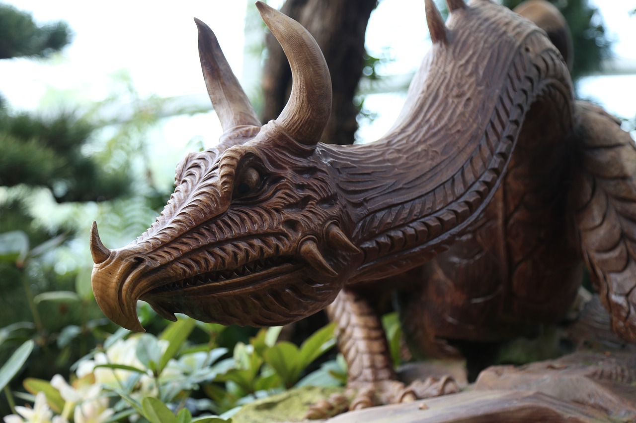 dragon statue garden free photo