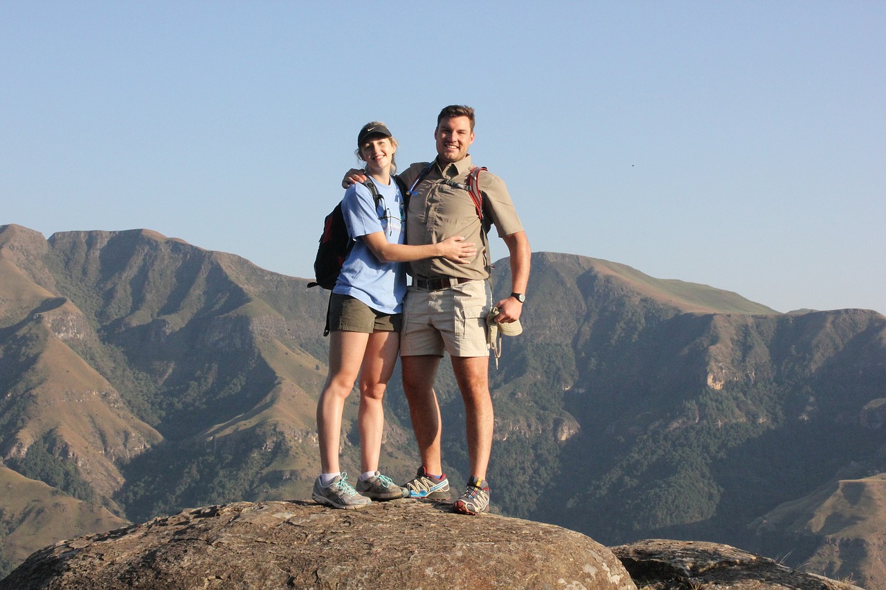 couple drakensberg hiking free photo