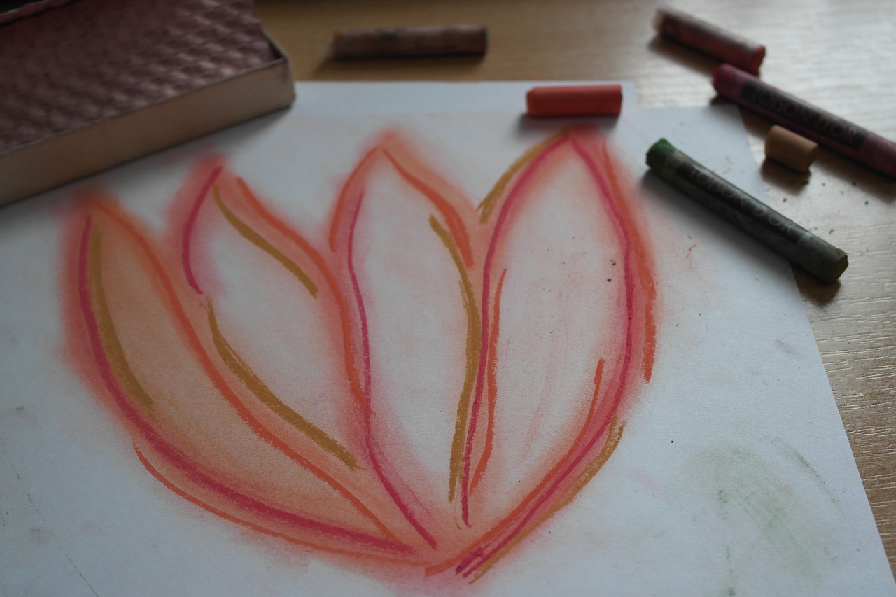 drawing flower pastels free photo