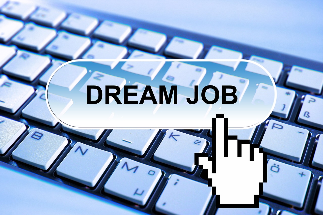 dream job application online free photo