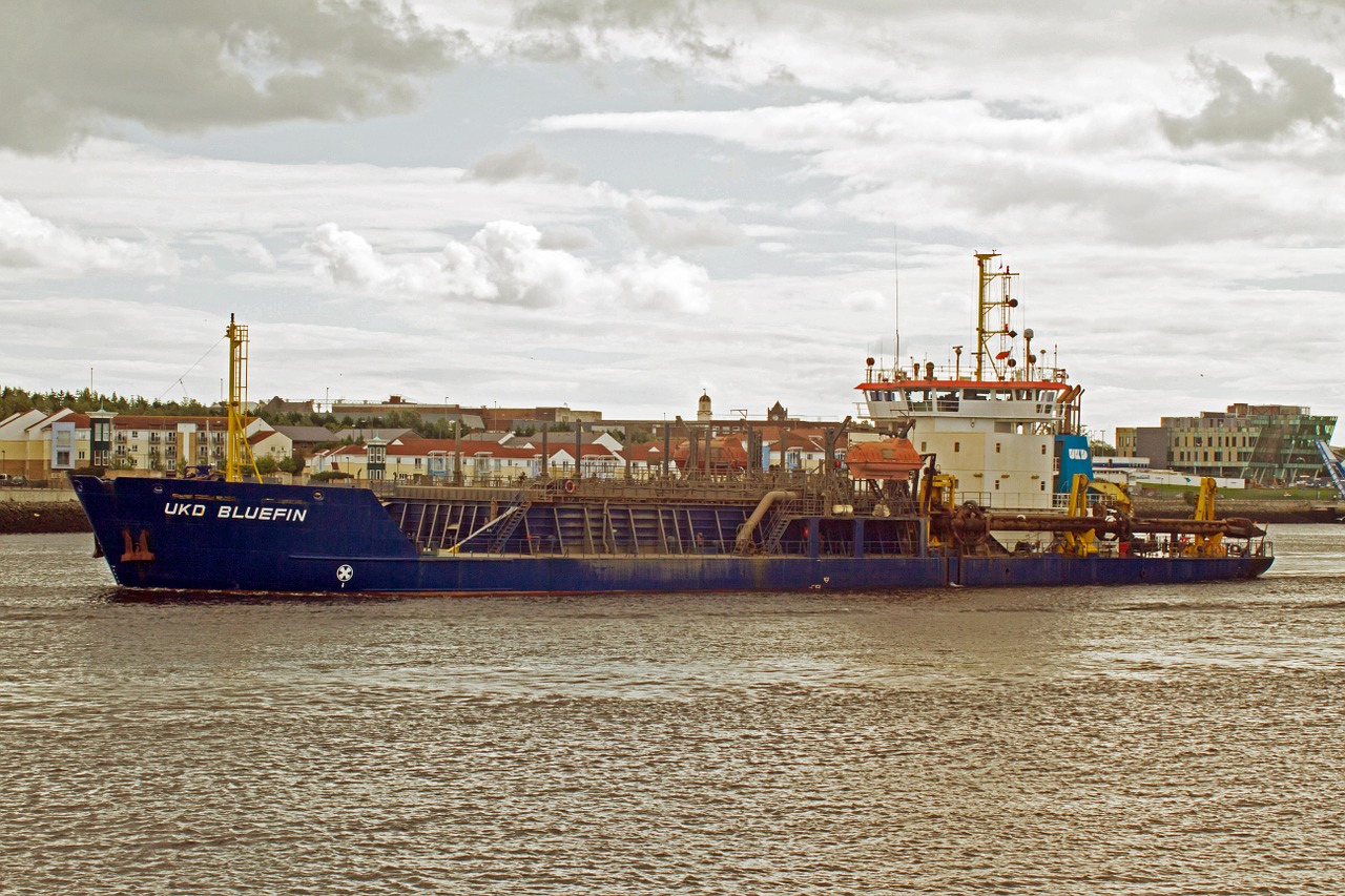 dredger river tyne sea free photo