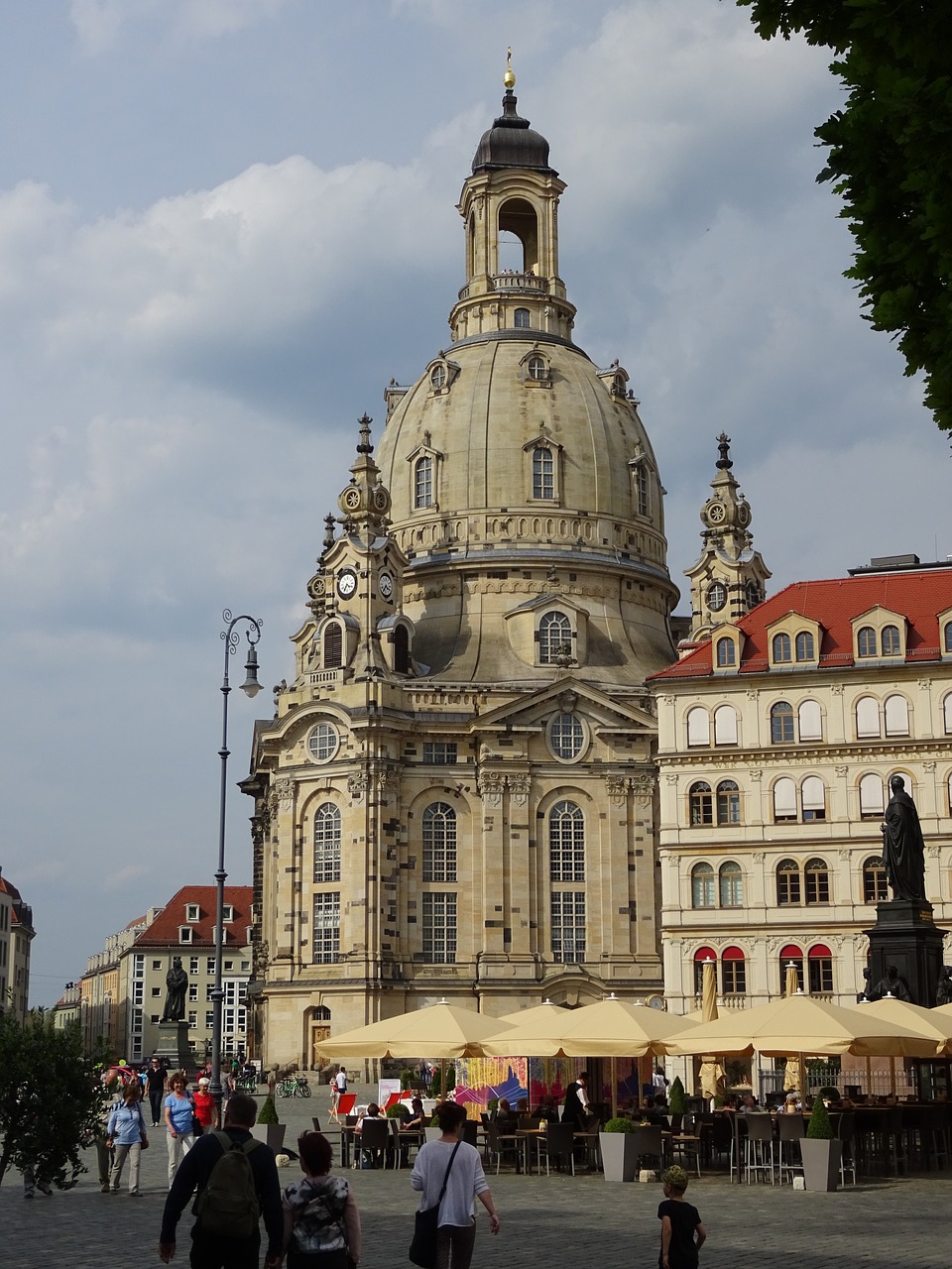 dresden frauenkirche terrassenufer free photo