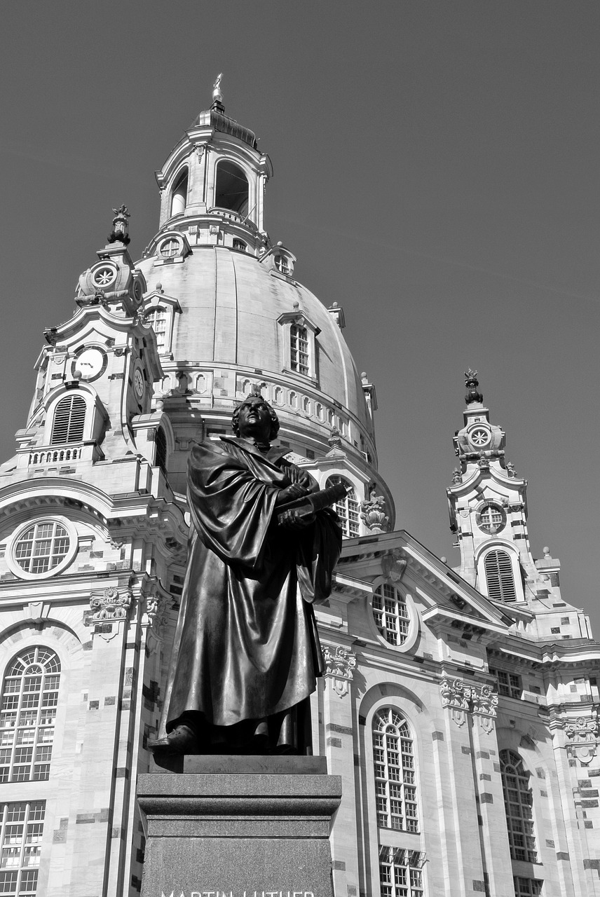 dresden frauenkirche saxony free photo