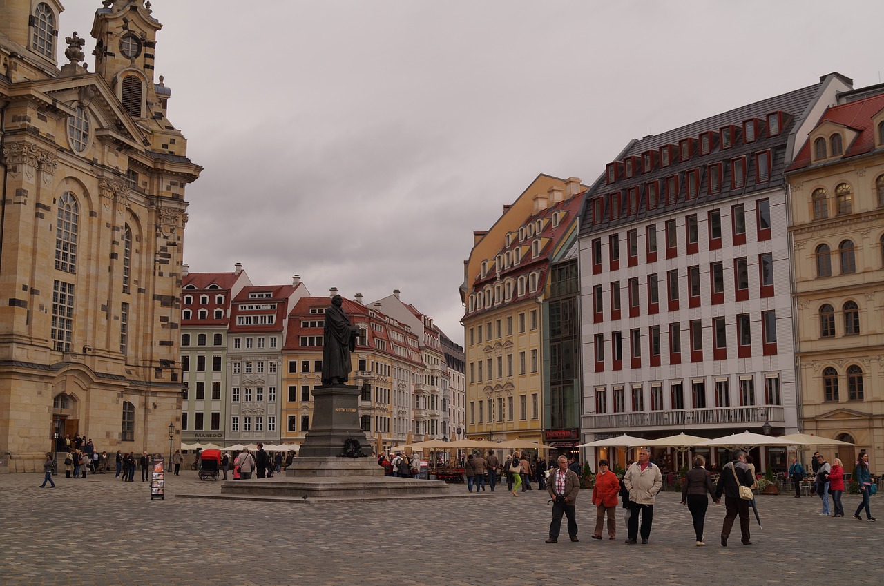 dresden  city  europe free photo