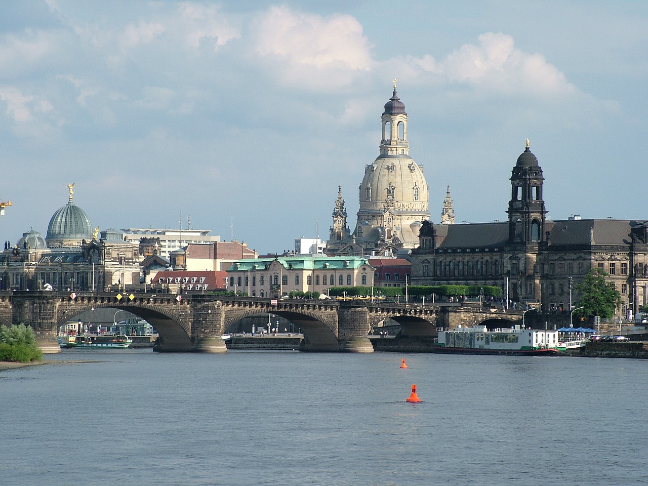 dresden frauenkirche canaletto view free photo