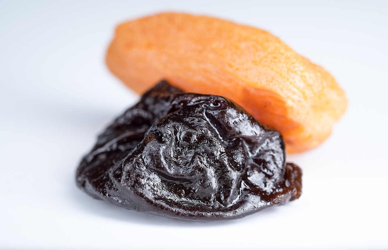 dried apricots prunes dried fruits free photo