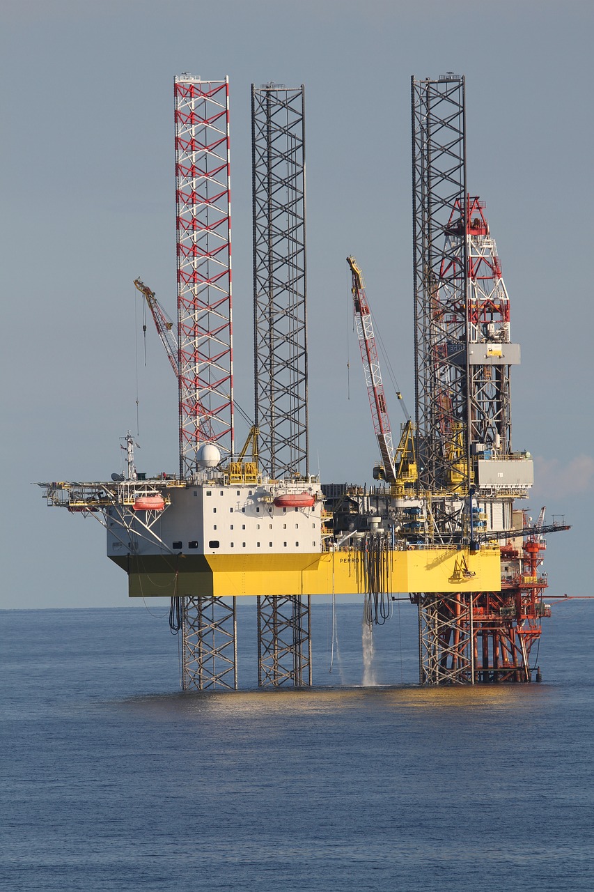 drilling rig sea platform free photo