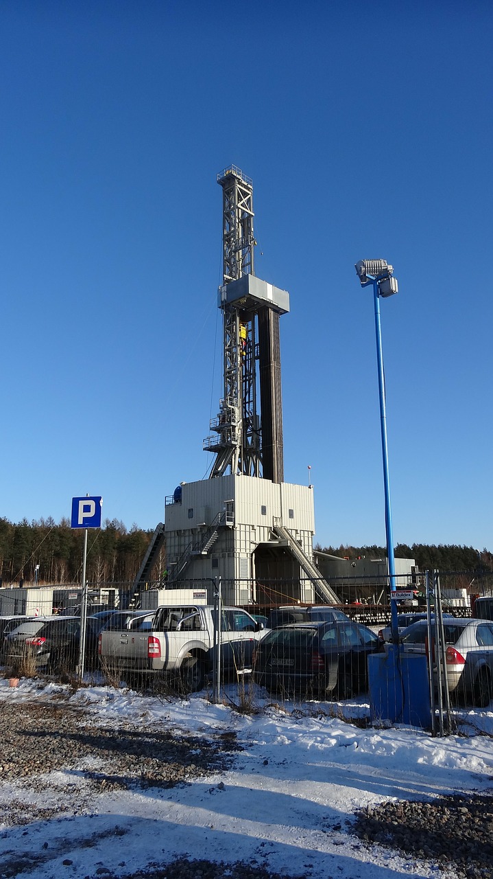 drilling rig shale gas natural gas free photo