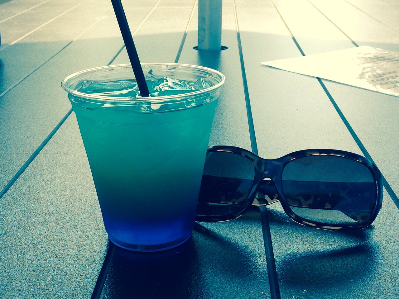 drink sunglasses vacation free photo