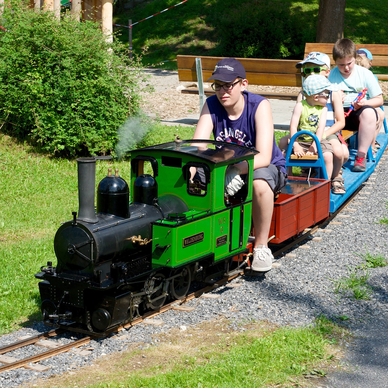 driving pleasure steam railway miniature free photo