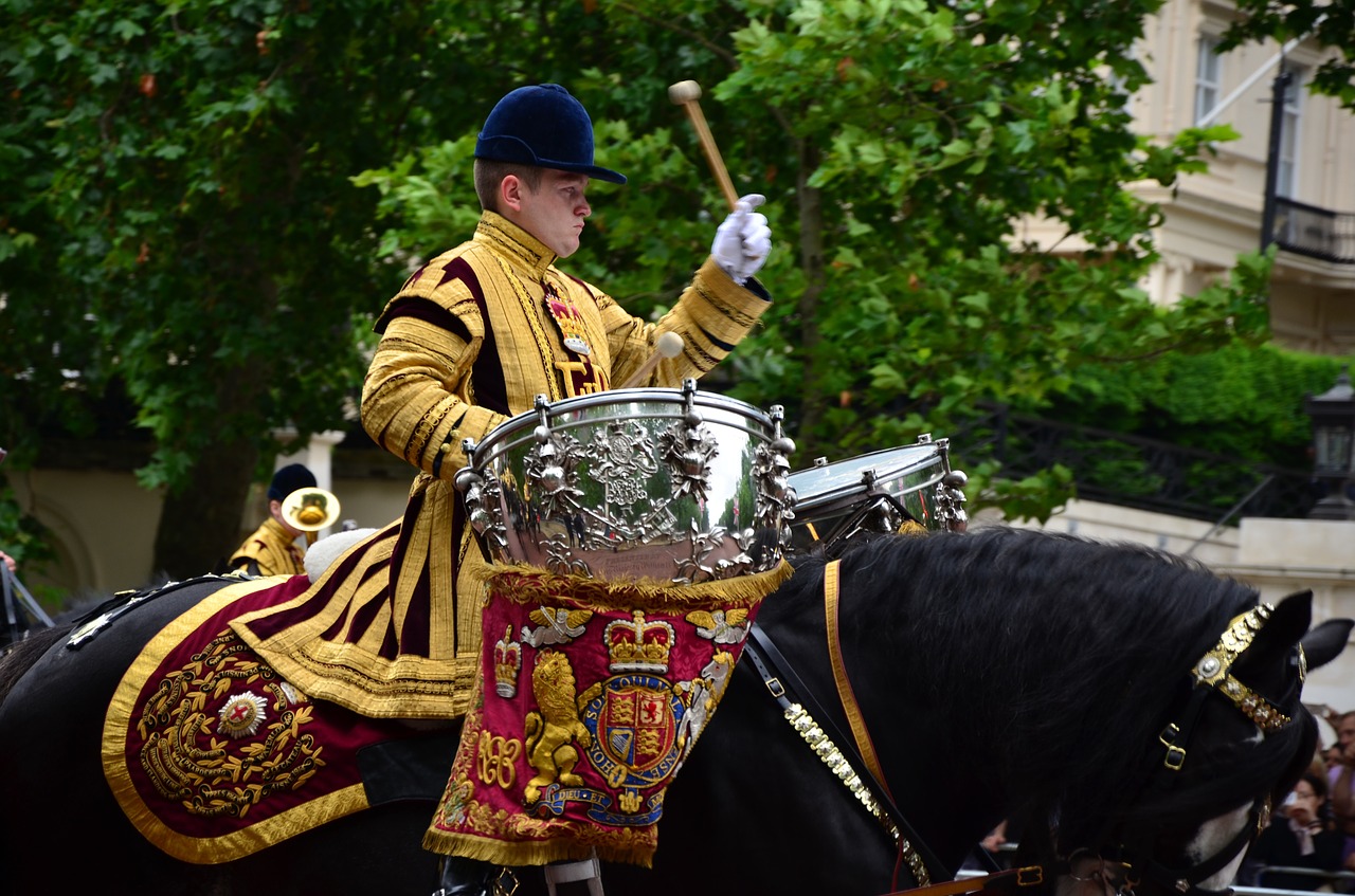 drum drummer queen free photo