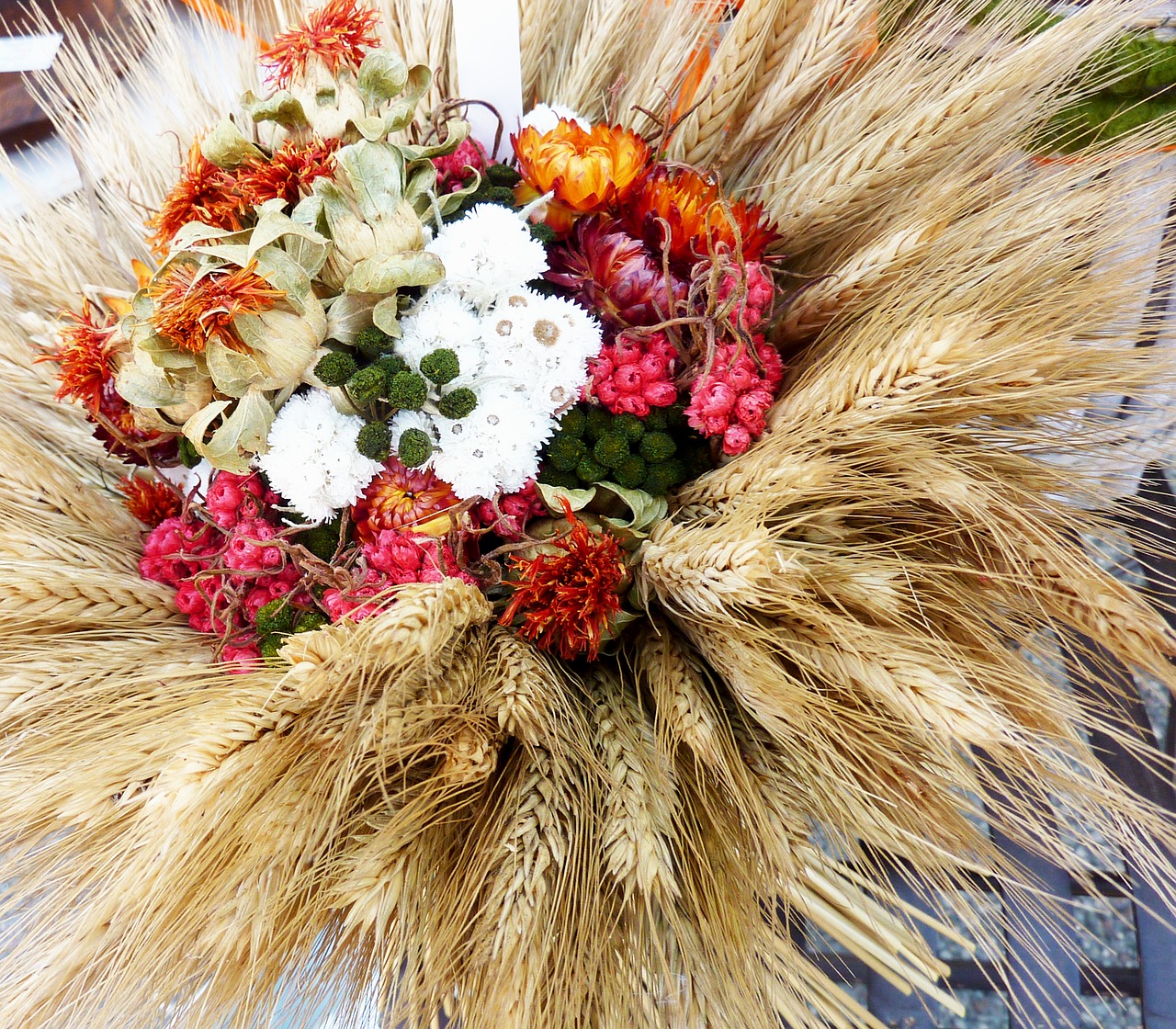 dry bouquet flowers spike free photo