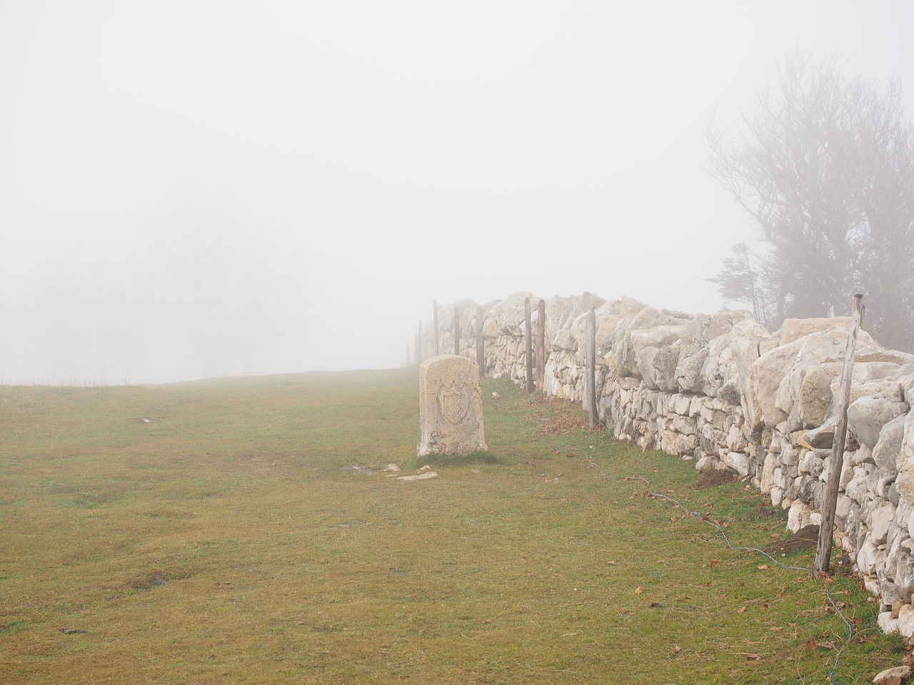 dry stone wall wall stone wall free photo