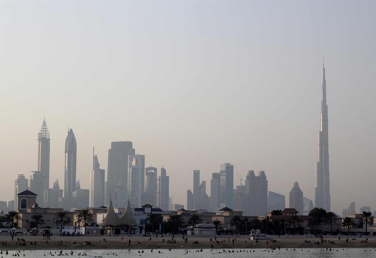 dubai uae burj khalifa free photo