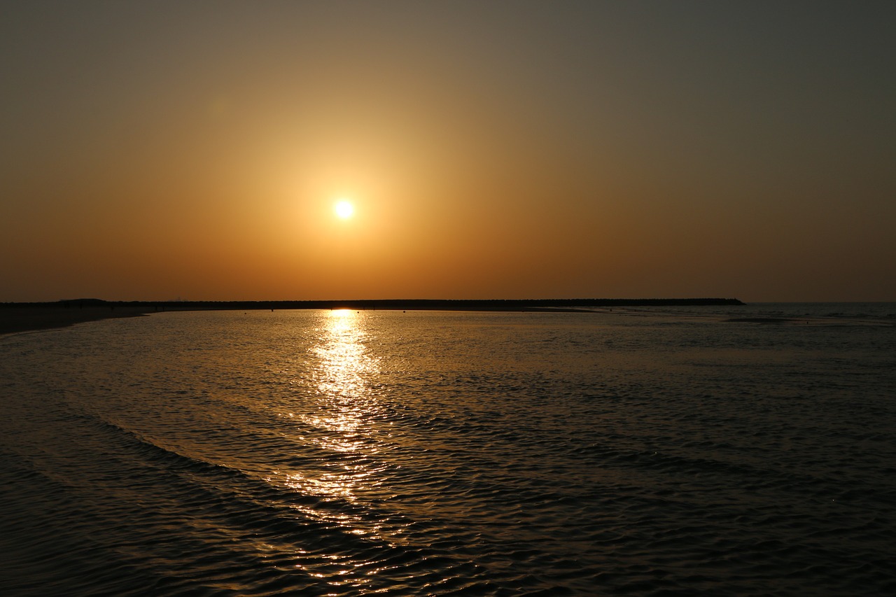 dubai sunset sea free photo