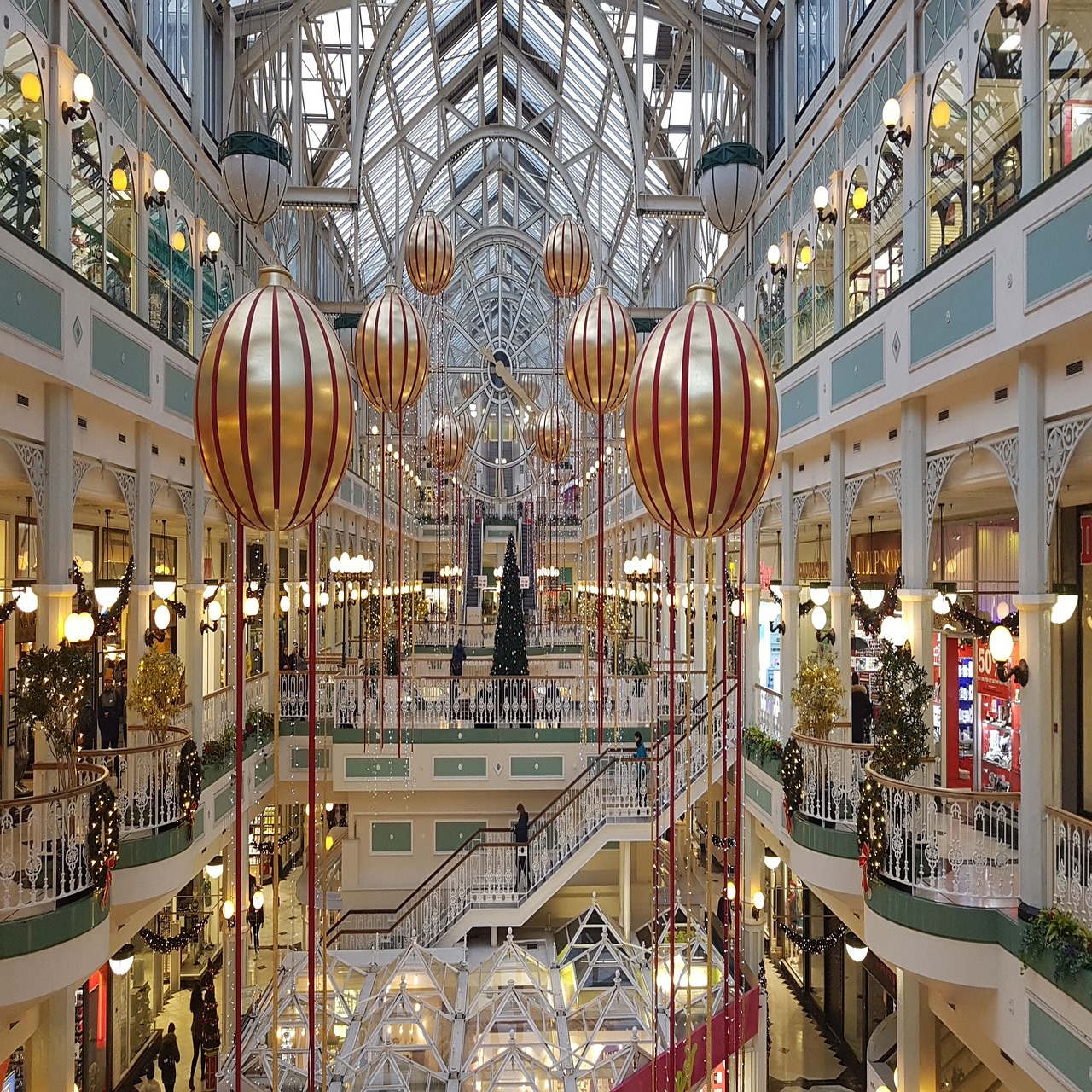 dublin  shopping  st stephens green free photo