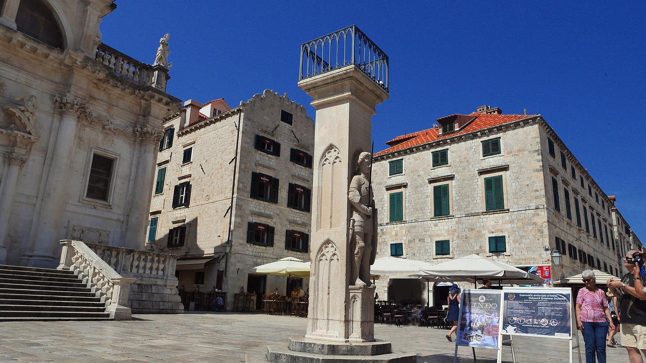 dubrovnik roland column old town free photo