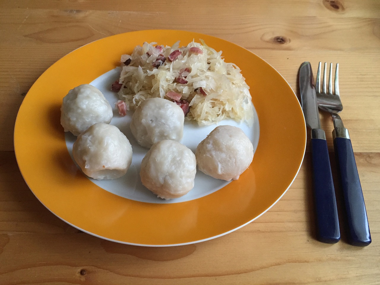 dumpling grammel dumplings sauerkraut free photo