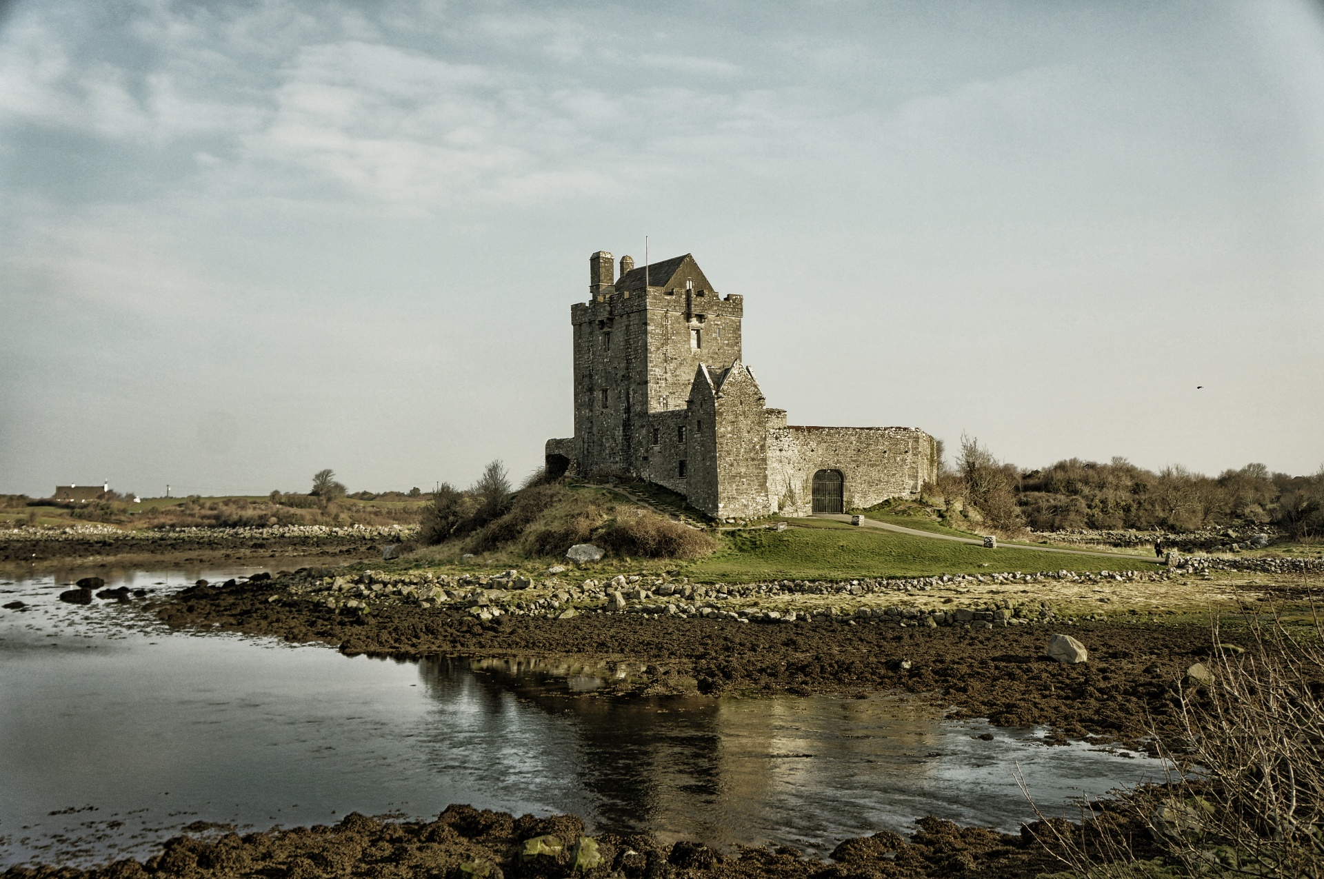 dunguaire kinvara galway free photo