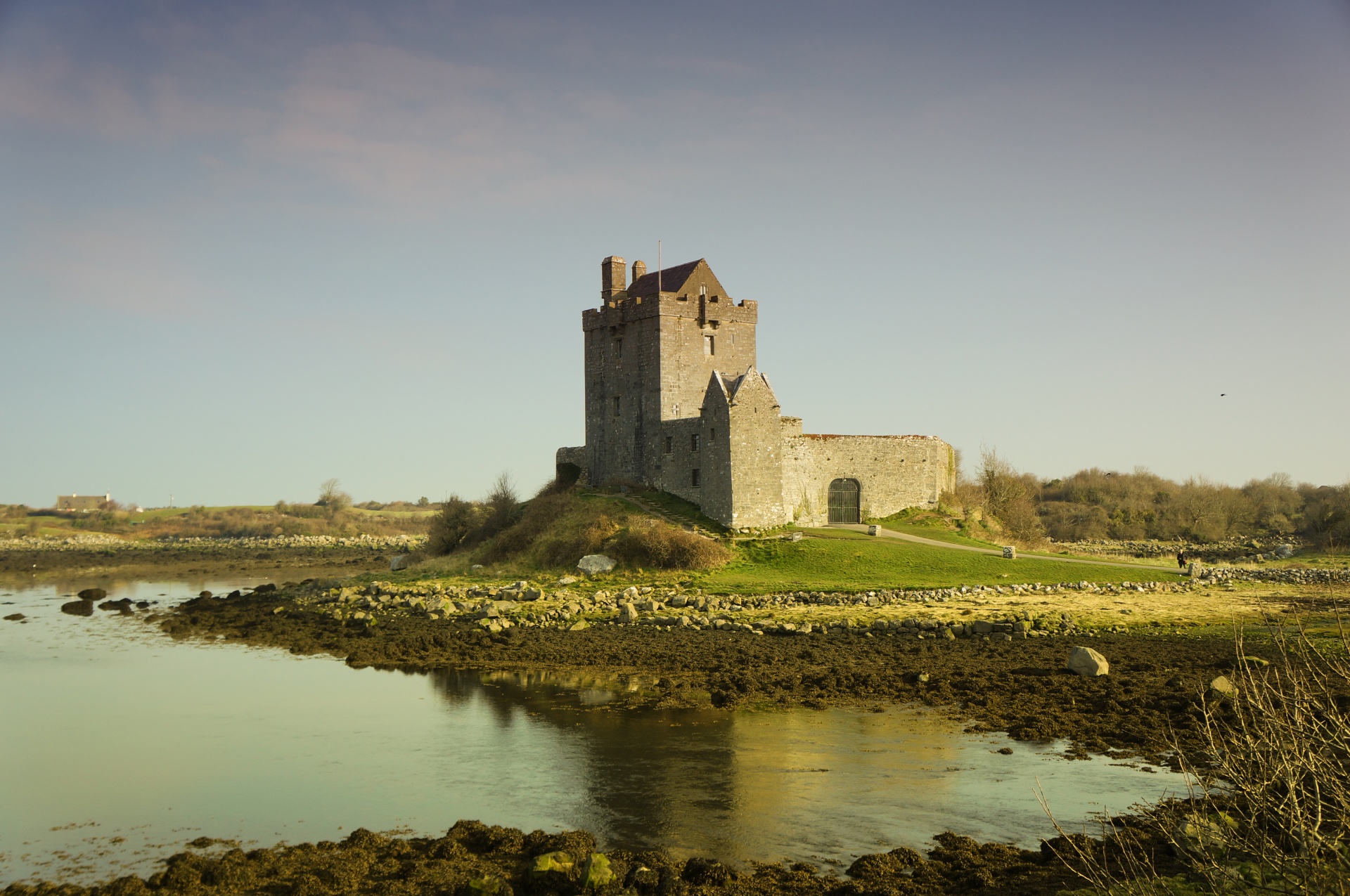 dunguaire kinvara galway free photo