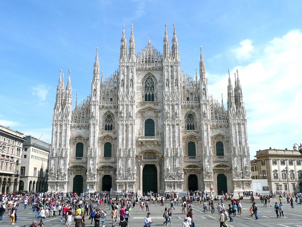 duomo milan italy free photo