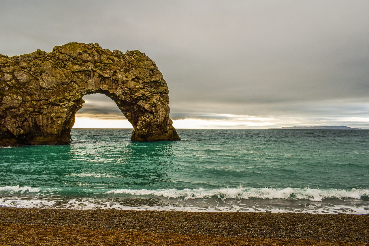 durdle door  beach  dorset free photo