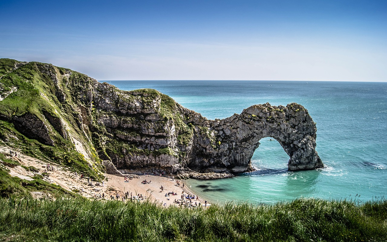 durdle door cliffs dorset free photo