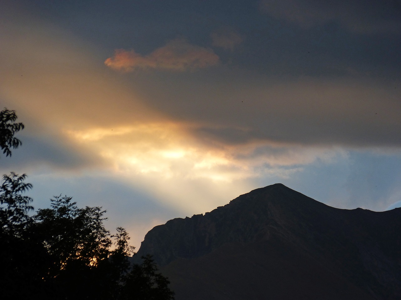 dusk ray of light beam free photo