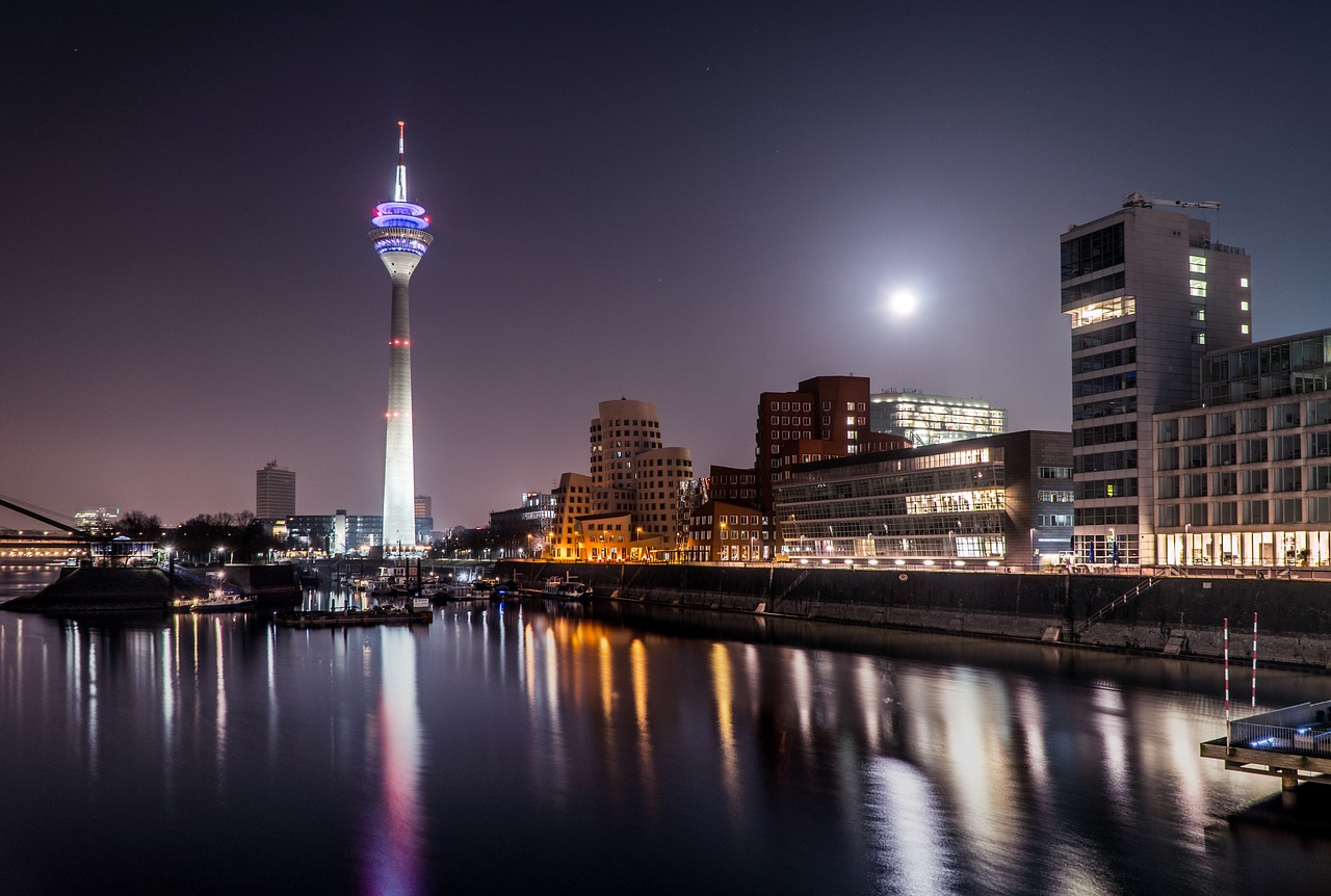 düsseldorf media harbour architecture free photo