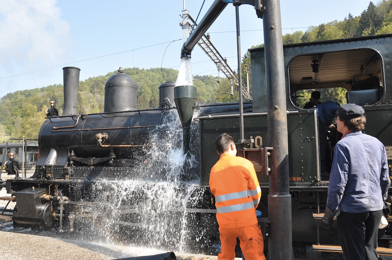 dvzo steam locomotive water free photo