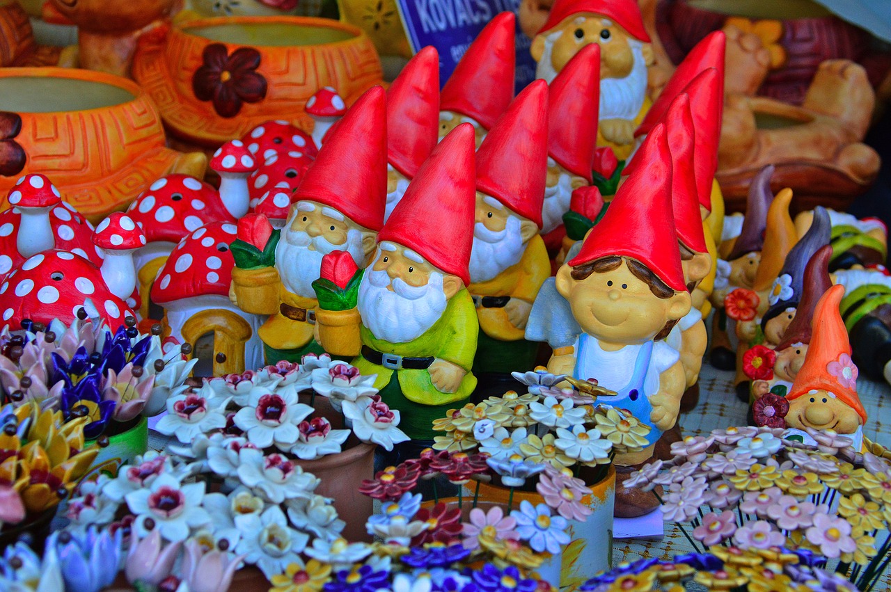 dwarves garden gnome color free photo