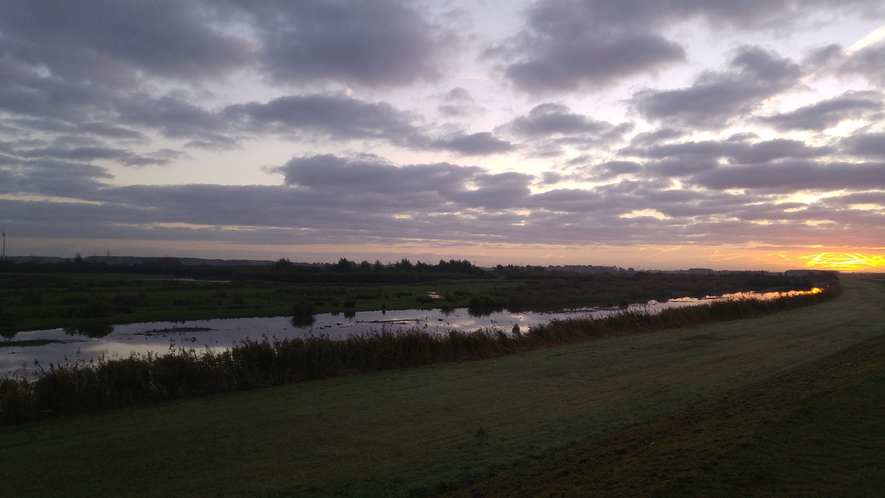 dyke  water  waterring free photo