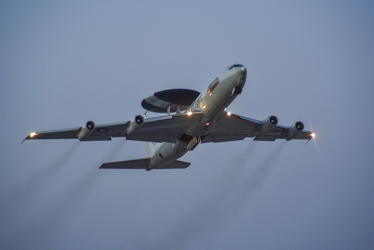 e-3 awacs airborne warning and control system free photo
